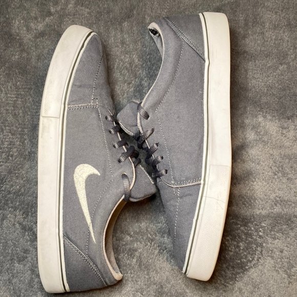 Nike Other - Men’s Nike Casual Sneakers
